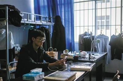 点击进入下一页