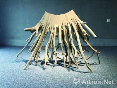 束之行者二(雕塑) 2016年 傅中望 1OB3ILIur3rOjA3vgxUNVX1QHkrJFMmQrvoXL4BL.jpg