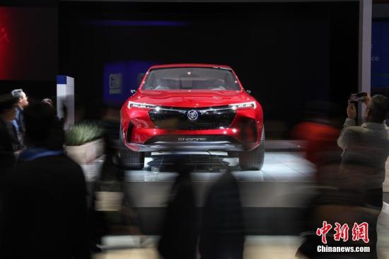 通用汽车旗下别克品牌纯电概念车在进博会上展示。张亨伟 摄