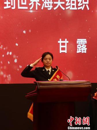 “最美退役军人”甘露讲述个人先进事迹?！±畲俊∩? suffix=