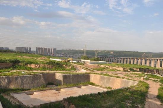 ▲马腾空遗址发掘前的地貌。