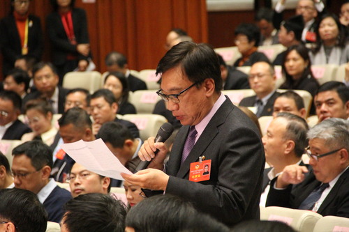 第一位发言的“幸运儿”陈茂强委员