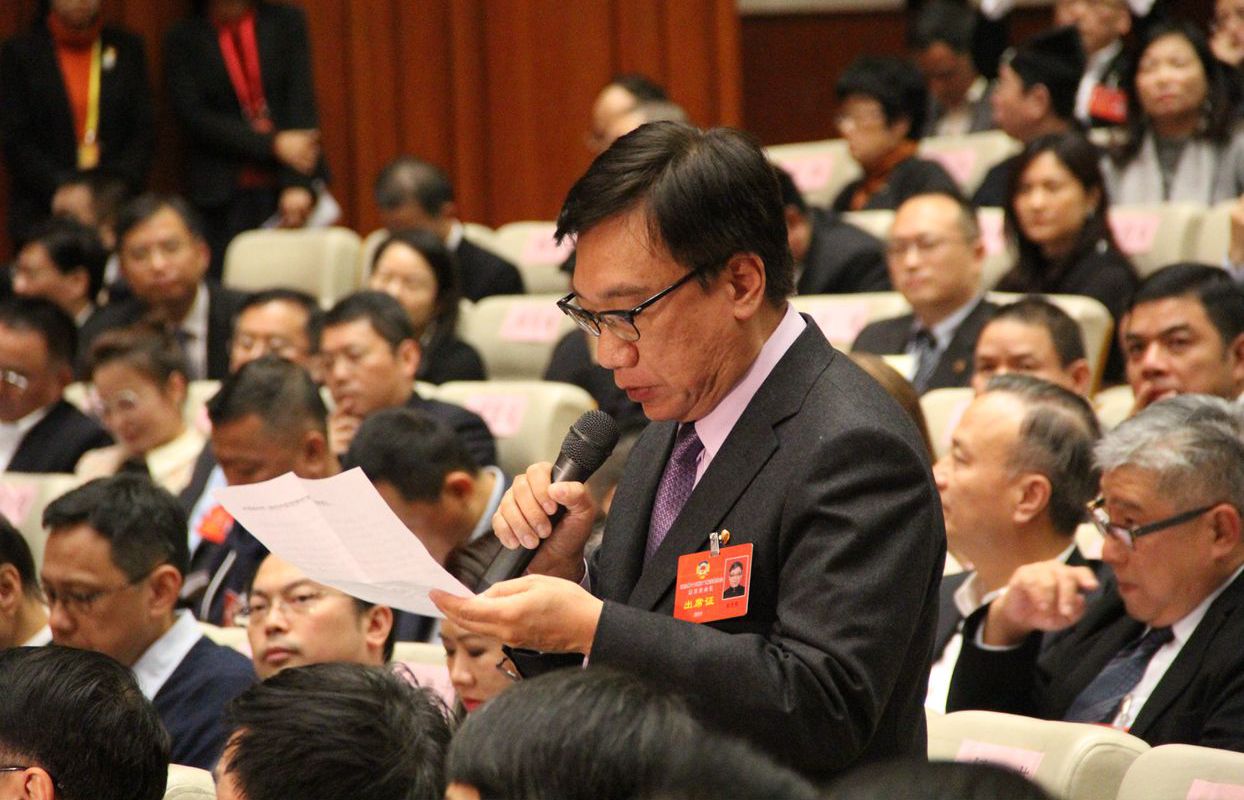 第一位发言的“幸运儿”陈茂强委员