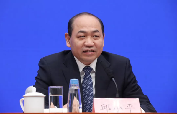 人社部副部长邱小平  中新社 杨可佳 摄 人社部副部长邱小平  中新社 杨可佳 摄