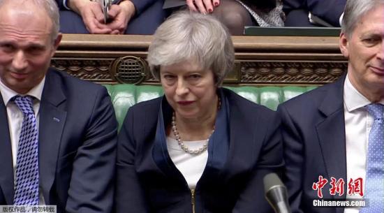 资料图：当地时间15日，英国议会否决了首相特蕾莎·梅与欧盟达成的脱欧协议。