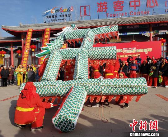 河北易县首届“民俗风情年”在清西陵景区启幕