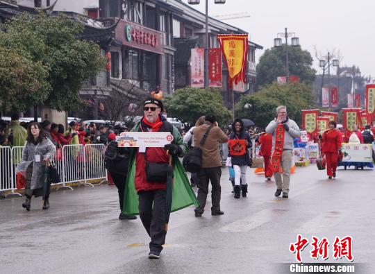 点击进入下一页