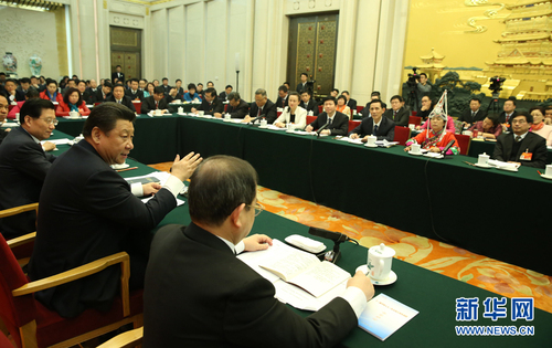 3月6日，中共中央总书记、国家主席、中央军委主席习近平参加十二届全国人大三次会议江西代表团的审议。 新华社记者兰红光摄