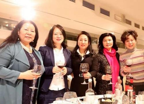 点击进入下一页