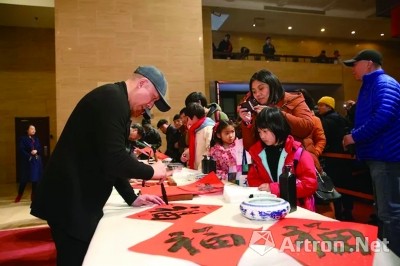 活动现场 SQLAZP9qIJENKhzU71ydYV9qngTXYKFcvAgBJ3eV.jpg