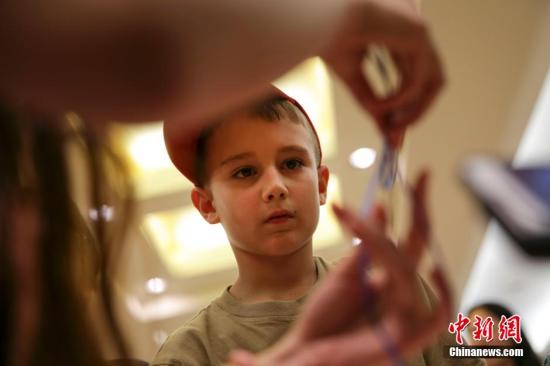 点击进入下一页