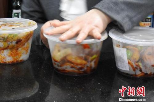 包装外卖。受访者供图