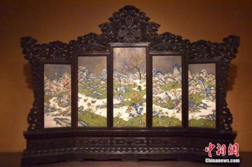 点击进入下一页