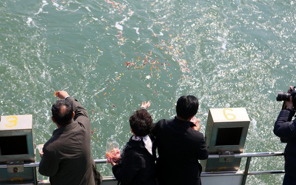 22222222222 22222222222