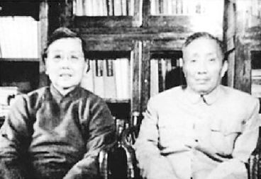 ▲陈望道和蔡葵(左)夫妇 ▲陈望道和蔡葵(左)夫妇