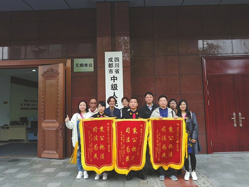 点击进入下一页