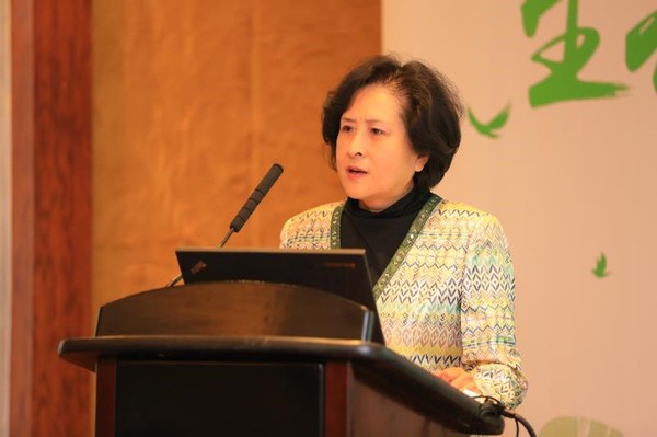 中国初级卫生保健基金会副理事长胡宁宁讲话 中国初级卫生保健基金会副理事长胡宁宁讲话