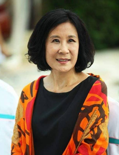 歌唱家苏小明被曝饭局上大爆粗口 网友:偷拍者小人