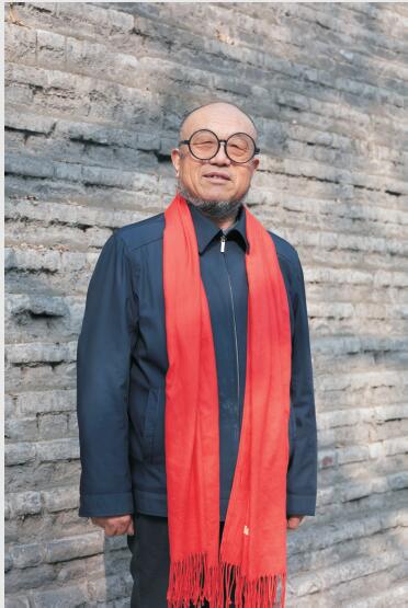 艺术家张兴汉 l1XhXYJJJyanMkrcQNciY7cH7Oueov1BmozhujTC.jpg