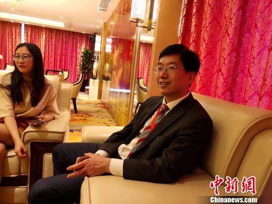 厦门大学附属中山医院普外科学科带头人吴国洋接受记者采访。　杨伏山 摄