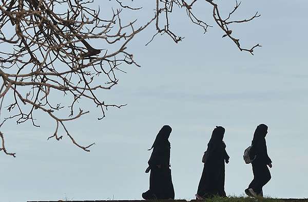 斯里兰卡出台政令 禁止穿戴所有形式的罩袍和面纱