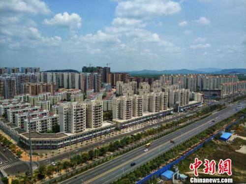 资料图：海南某楼盘。　骆云飞 摄