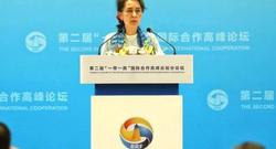 神奇！针灸助患有多发性硬化症画家重拾画笔 ——来听“一带一路”国际合作高峰论坛上的中医针灸故事