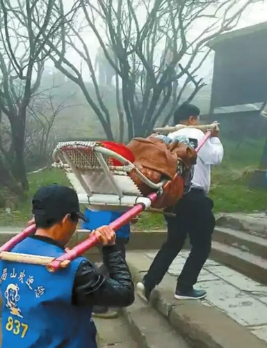 点击进入下一页