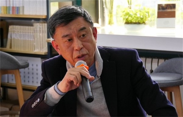 《海内与海外》杂志主编、中国文物保护基金会历史文化专家委员会委员朱小平8