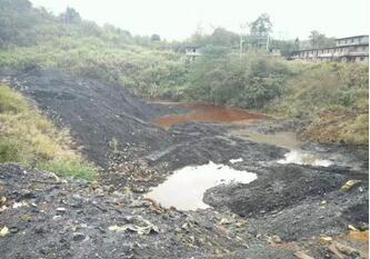 炉山镇大猫山煤矿煤矸石堆场污染严重 点击进入下一页