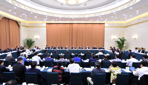 5月14日，全国政协在京召开“创新驱动发展”专题协商会，中共中央政治局常委、全国政协主席汪洋出席并讲话。图为“创新驱动发展”专题协商会分组讨论会会场。