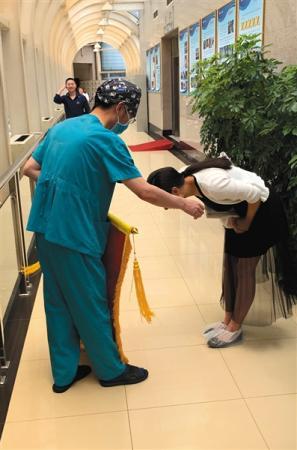 点击进入下一页