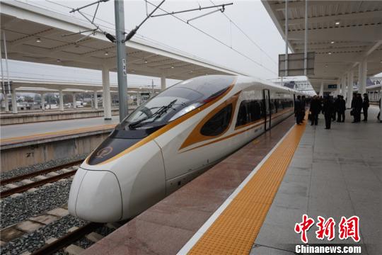 图为杭黄高铁沿线车站。　张煜欢 摄