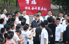 不忘初心，重整行装再出发——习近平总书记在江西调研并主持召开推动中部地区崛起工作座谈会纪实