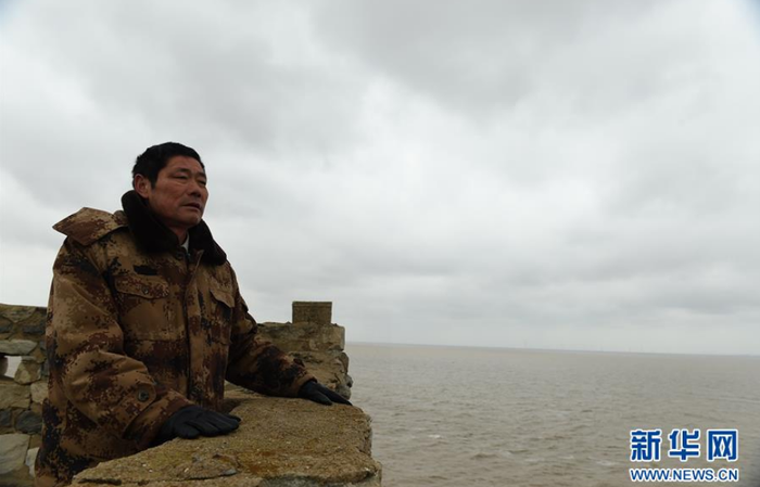  锻造领航复兴的中流砥柱——写在“不忘初心、牢记使命”主题教育即将启动之际