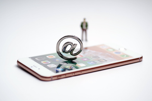 违规校园贷再现江湖:学生借1万5合同变1万9