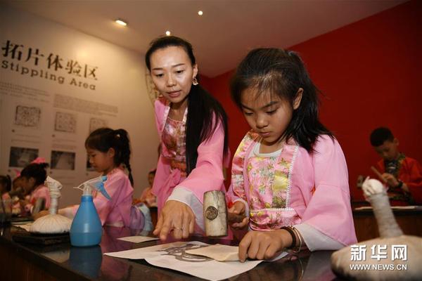 （文化）（2）西安：小小少年争做“考古家”