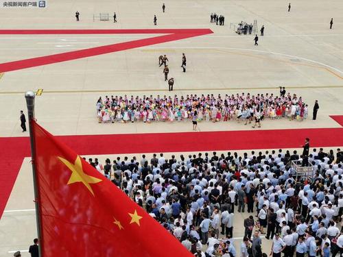 点击进入下一页