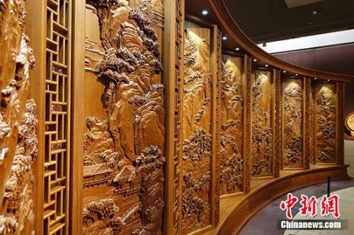 点击进入下一页