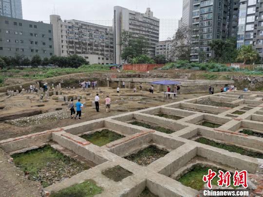 正府街遗址发掘现场 严易梦 摄 正府街遗址发掘现场 严易梦 摄
