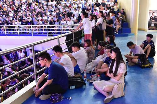 点击进入下一页