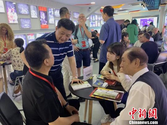 首次举办的“国际儿童戏剧节”推介会。中国儿艺供图