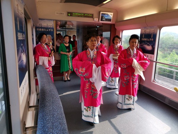 摄影:孙歌 摄影:孙歌