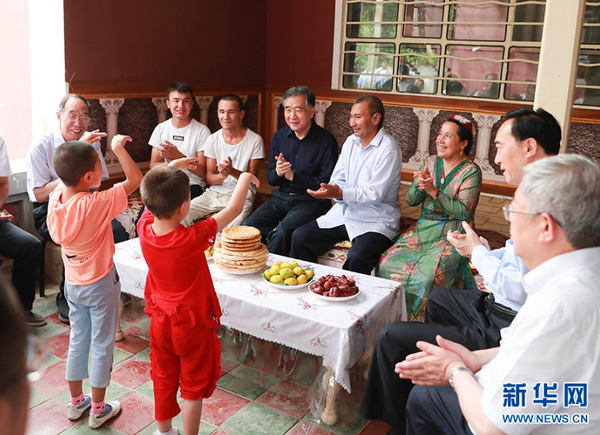 1563318678(1) 1563318678(1)