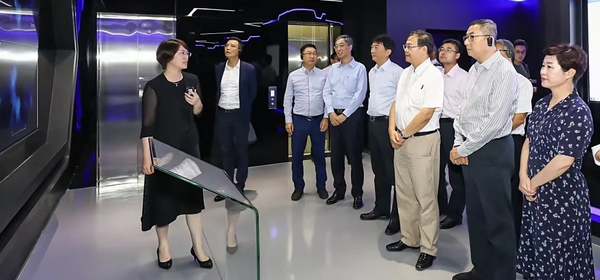 赋能大数据打造智慧城市，上海市政协港澳台侨委开展专题视察4