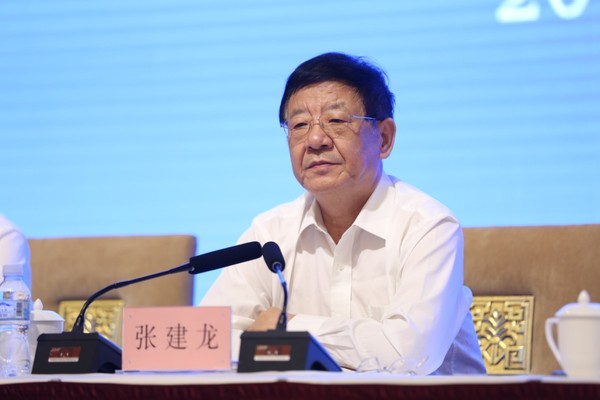 国家林业和草原局局长张建龙 摄影:宋峥 国家林业和草原局局长张建龙 摄影:宋峥