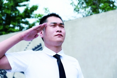 占滴滴司机12% 网约车成退役军人就业重要途径