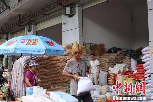 点击进入下一页