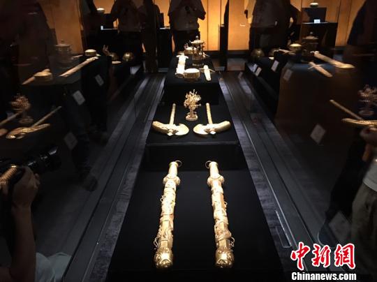 图为展示的藏品。