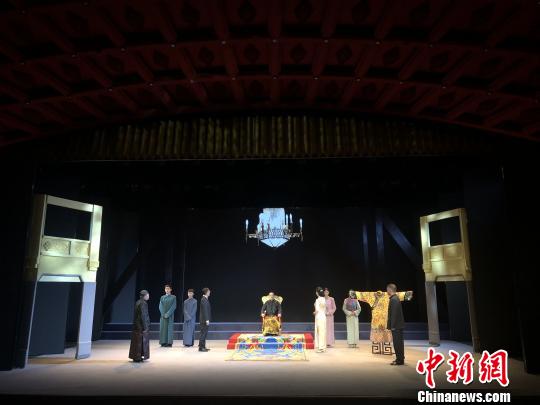 话剧《“新京”梦碎》演出现场 吕盛楠 摄 话剧《“新京”梦碎》演出现场 吕盛楠 摄
